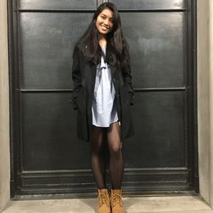 Meet your Posher, Saras